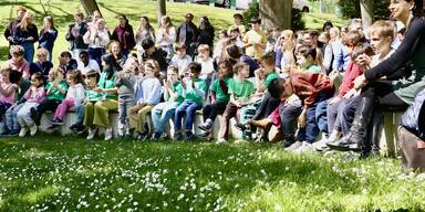 Wiener Privatschule "AIS" feiert doppelte Umwelt-Auszeichnung