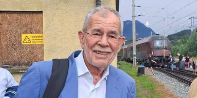 Kopie von VdB ÖBB Zug Unwetter Tirol