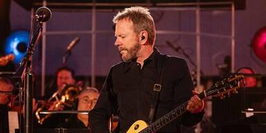 Kiefer Sutherland live 2026.jpg