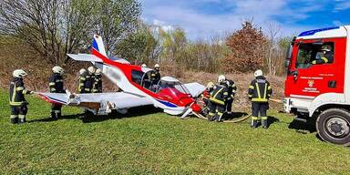 Kleinflugzeug bei Landung verunglückt