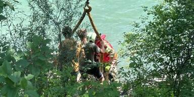 Kuh lief in Tiroler Fluss - von Jäger erlegt