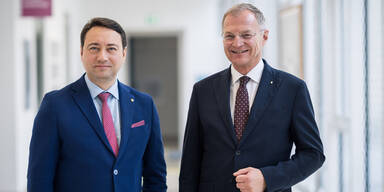 Jetzt kann LH Thomas Stelzer noch lachen 