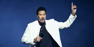 Lionel Richie GettyImages-2218006282.jpg