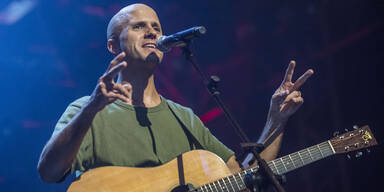 oe24 bringt Sie zur exklusiven Kino-Show von Milow