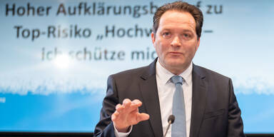 Norbert Totschnig Hochwasser.jpg