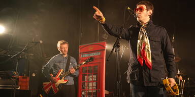 Öasis: Britpop-Hymnen mit Austro-Schmäh - und Krankl statt Guardiola