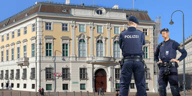 Ballhausplatz Polizei EOS