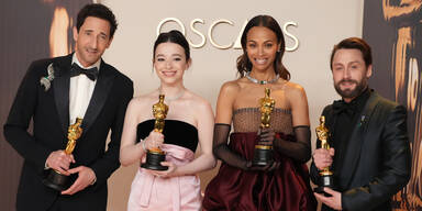 Oscar-Hammer: Vorjahrssieger geben jetzt die Preise weiter!