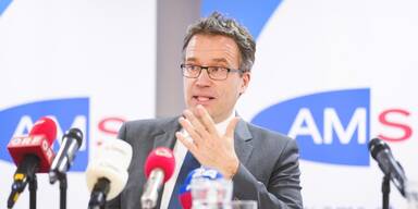 AMS-Chef warnt: "Dann werden wir wieder tiefer in Rezession schlittern"