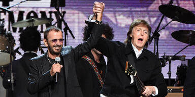 Paul McCartney Ringo Starr GettyImages-470302084.jpg