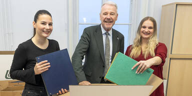 Umbau des Rathauses in Wiener Neustadt: Start mit Übersiedlung in Übergangsquartiere 