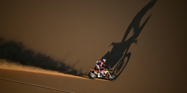 Sanders brach sich das Schlüsselbein, Brabec neuer Leader