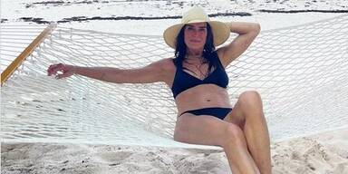 60. Geburtstag: Brooke Shields zeigt sich sexy im Bikini - wie in "Die blaue Lagune"