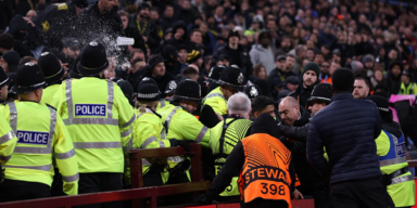 Fan-Wahnsinn in England! Gericht verhängt fünf Jahre Stadionverbot