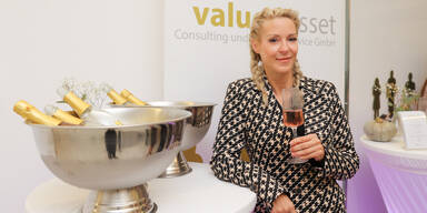 Simone Lugner_copyright_ROBIN CONSULT_Fellner-7515.jpg