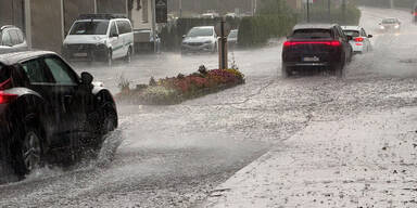 Sintflut-Regen überschwemmt Westen Österreichs 