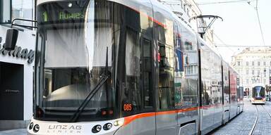 Alle 62 Linzer Straßenbahnen erhalten ein neues Videosystem 