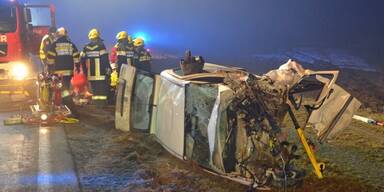 Ohne Schein auf Gegenfahrbahn: 42-Jähriger stirbt bei Frontal-Crash