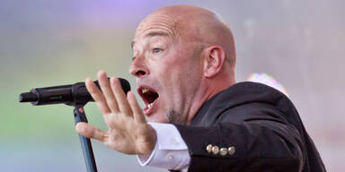 Bühnen-Drama beim Unheilig-Comeback: „Der Graf“ stürzt – Krankenhaus!