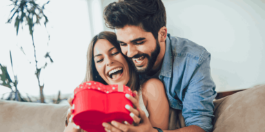 200 Millionen Euro Umsatz! Österreicher geben 85 Euro für Valentinstag aus