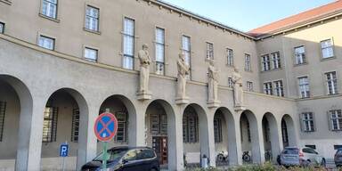 Eltern mit Benzin übergossen: Sohn (28) unzurechnungsfähig