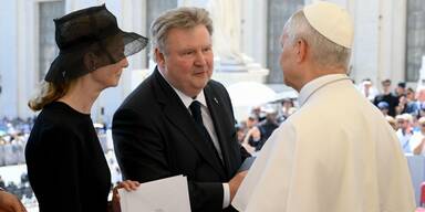 Ludwig diskutiert KI-Zukunft mit dem Papst