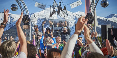 SAalbach White Peal Mountain Days
