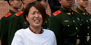 Proteste vor der malaysischen Botschaft in Peking
