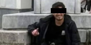 Mit Hand- und Fußfesseln hinter Glaswand: Villach-Attentäter heute vor Gericht