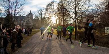 Adventlauf Grafenegg in magischer Kulisse des Schlossparks