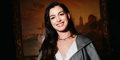 Anne Hathaway