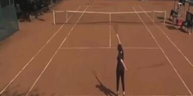 Soll das ein Scherz sein? Mega-Wirbel um dieses Tennis-Match