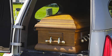 Bestattung - ein todsicheres Millionen-Geschäft