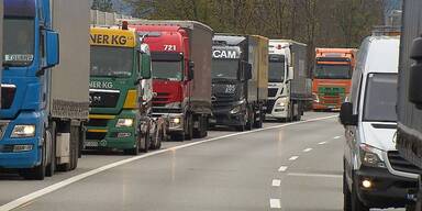 Italien blockt bei Lkw-Slot-System