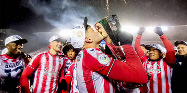 Schneeballschlacht! Ottawa gewinnt 1. Titel mitten in Blizzard