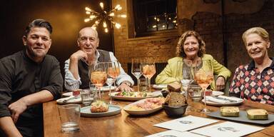 Tim Mälzer, Gennaro Contaldo, Anni Sgroi und Cornelia Poletto. 