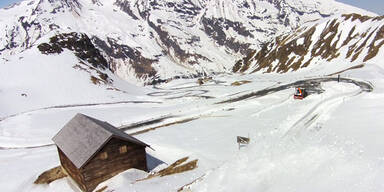 Schneeräumung auf der Großglockner-Hochalpenstraße 