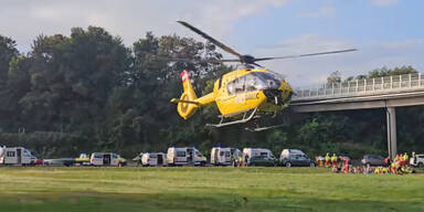 Massencrash auf A2: Zahlreiche Verletzte, Mega-Stau