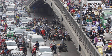 Rush-Hour in Vietnams Hauptstadt Hanoi