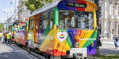 FPÖ-Krauss-Erregung: Queere fahren billiger als Jugendliche