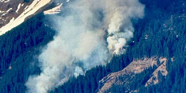 Rauch über Innsbruck: Waldbrand ausgebrochen