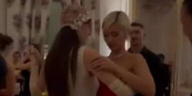 Vor dem Opernball: Walzer-Unterricht für Tochter von Jude Law