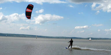 Kitesurfer