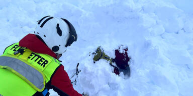 Skitourengeher von Lawine verschüttet und gerettet