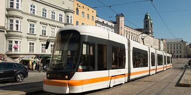 Schienenerstatzverkehr färhrt.
