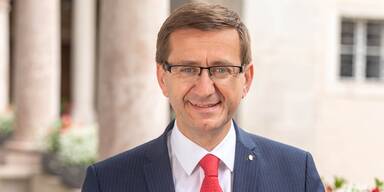Bezirkstag mit Weitblick: Zukunft für Steyr-Land gestalten