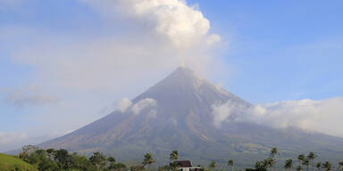 mayon.jpg