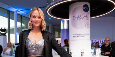 TV-Beauty Mirjam Weichselbraun ist neues Nivea-Werbegesicht