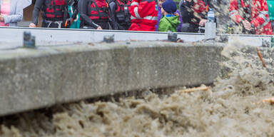 Salzach führt Hochwasser