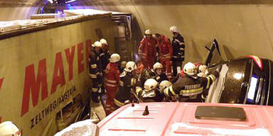 Unfall auf der A2 - Herzogbergtunnel 